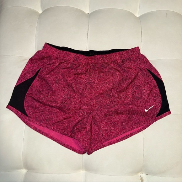 Nike Women's Tempo Dri-Fit Running Shorts size small Pink Black - Picture 1 of 7